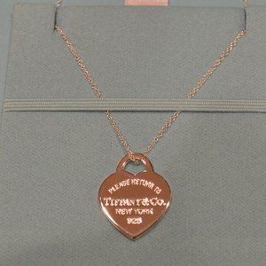 Tiffany & Co Sterling Silver Heart Tag Pendent Necklace